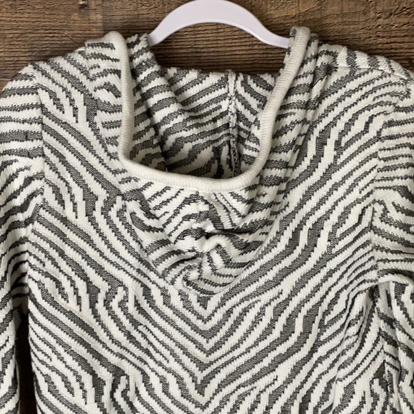 Splendid zebra print full zip hoodie sweater jacket Size Small - Picture 7 of 10